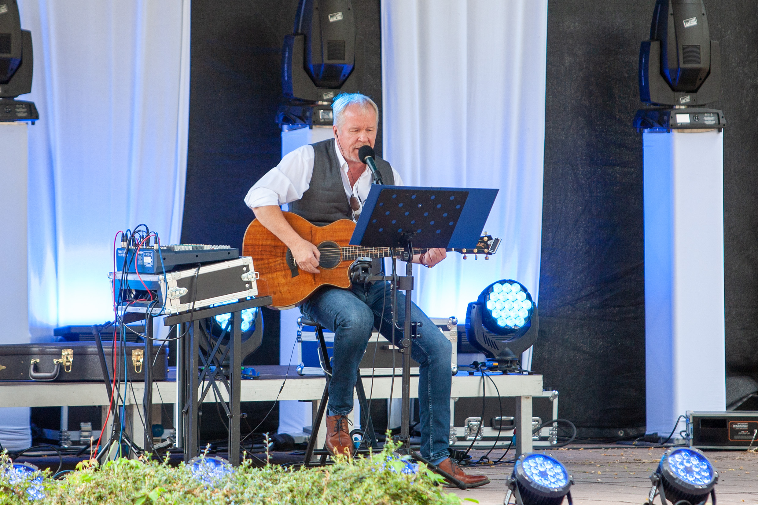 Bodo Schömann stimmte ins Stadtfest ein